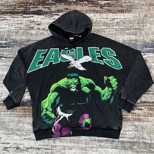 NEW NFL x MARVEL Philadelphia Eagles & The Incredible Hulk Graphic Hoodie